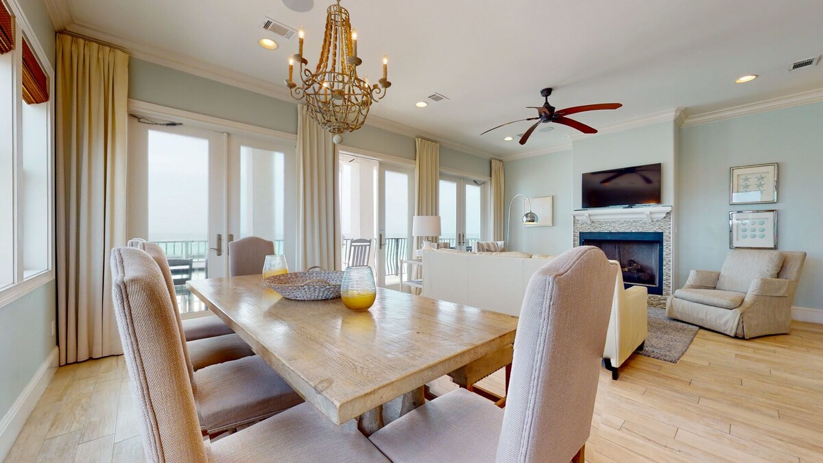 Photo 9 of La Mer - Spectacular Beachfront Luxury Home with Pool and Beach Service!
