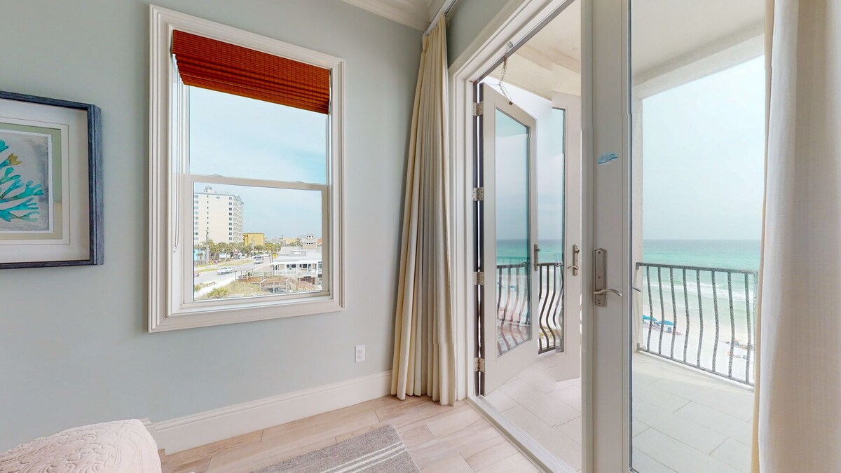 Photo 31 of La Mer - Spectacular Beachfront Luxury Home with Pool and Beach Service!