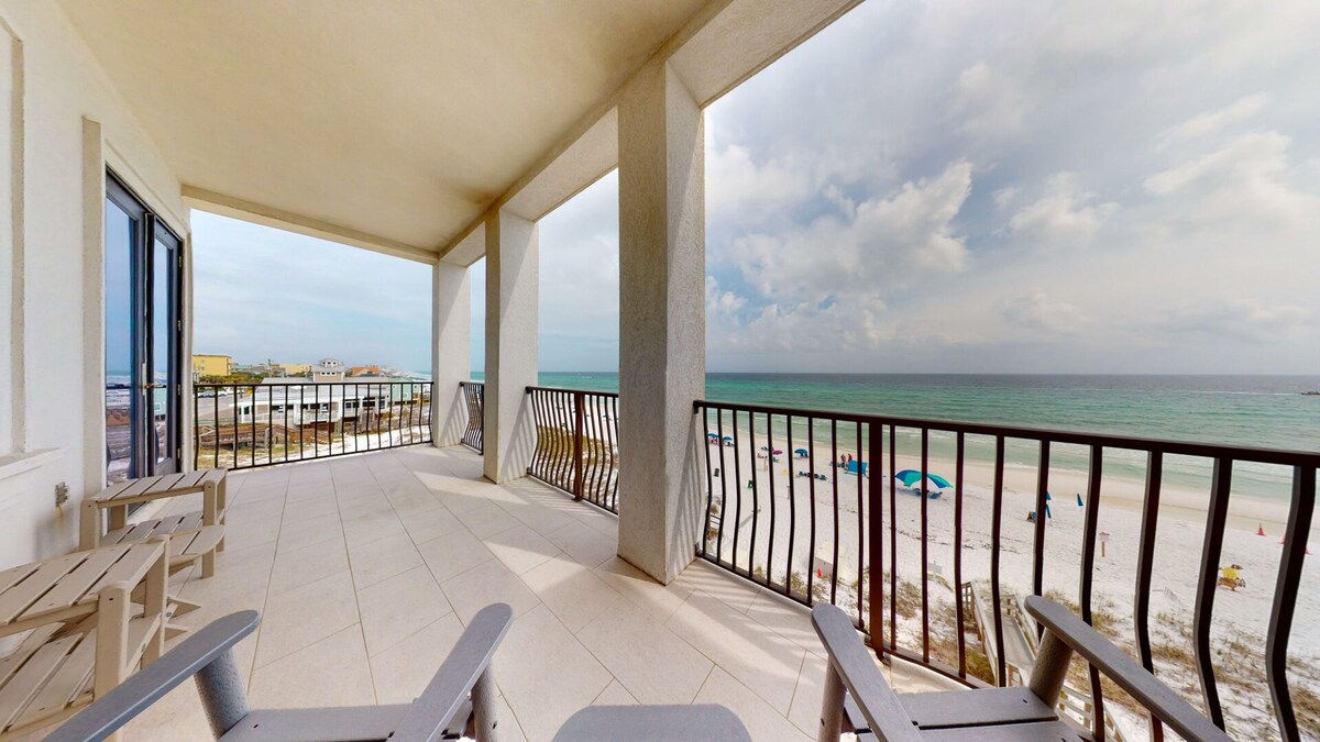 Photo 35 of La Mer - Spectacular Beachfront Luxury Home with Pool and Beach Service!