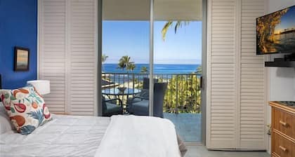 Big Island Puako Penthouse Condo -Top floor corner unit! Amazing ocean views!