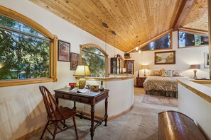 1 bedroom, desk, iron/ironing board, WiFi