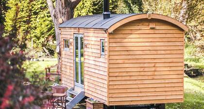 1 bedroom accommodation in Devizes