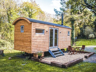 1 bedroom accommodation in Devizes