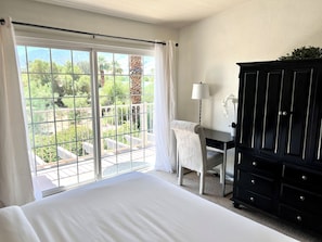 2 camere, una scrivania, ferro/asse da stiro, Wi-Fi gratuito