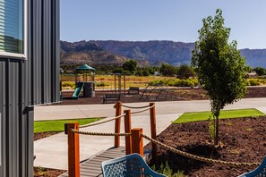 Children's play area - outdoor - Zion's Tiny Getaway (Hurricane)