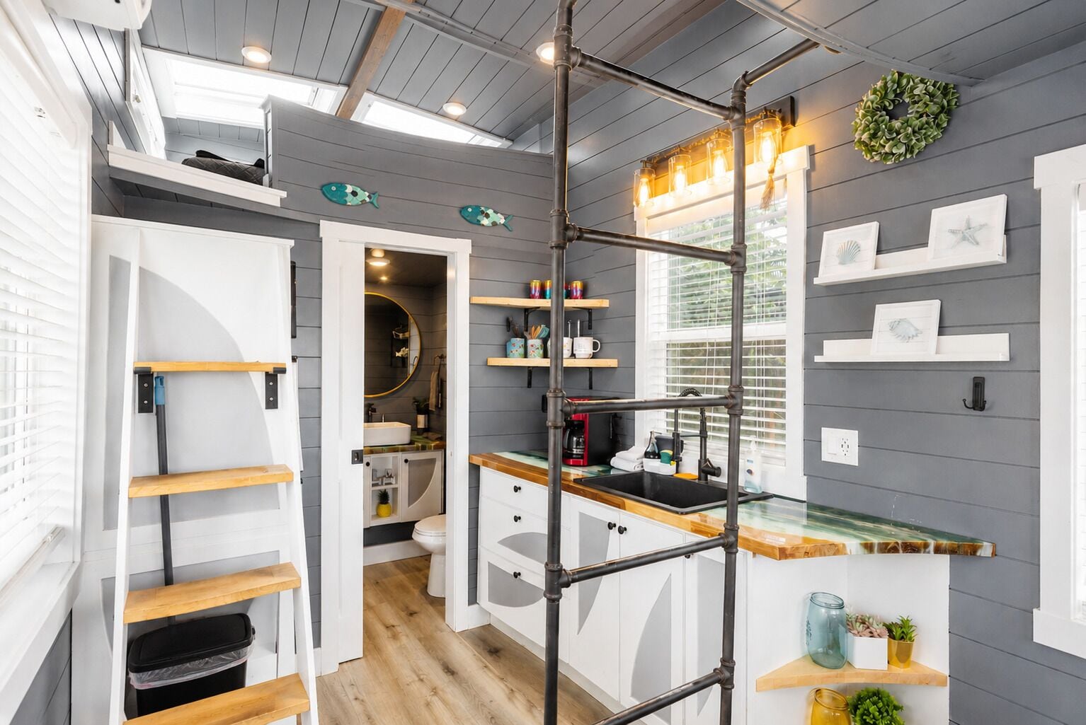 Premium Cabin | Private kitchen | Fridge, coffee/tea maker, cookware/dishes/utensils, spices
