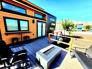 Exterior - Zion's Tiny Getaway (Hurricane)