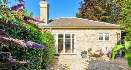 La Rose is the perfect romantic couple's retreat.