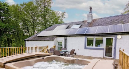 Keepers Cottage - UK30246