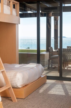 4 Schlafzimmer, Bügeleisen/Bügelbrett, Reisekinderbett, kostenloses WLAN