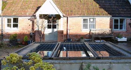 3 bedroom accommodation in Ottery St Mary