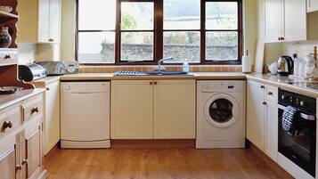 Lave-vaisselle, chaise haute