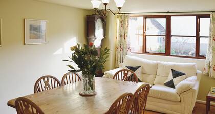 3 bedroom accommodation in Ottery St Mary