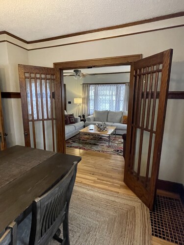 Charming 3 bed 1 bath home. 1 block to St. Mary's. 10 min walk to Mayo downtown.