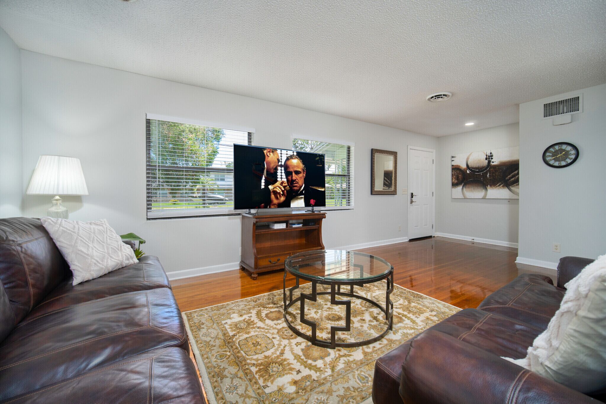 1800 sq/ft spacey 4/2.5