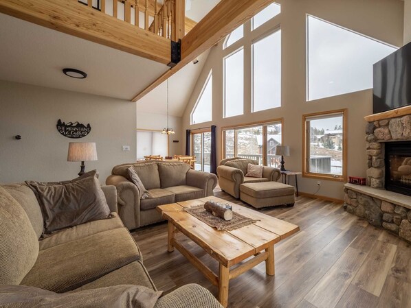 TV, fireplace, video games