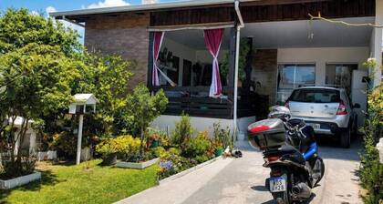 Casa Família: Praia, Campeche e Conforto