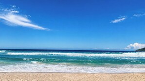 Family House, 3 Bedrooms, Air conditioning, Garden View | Beach | Beach nearby, white sand - Casa Família: Praia, Campeche e Conforto (Florianópolis)