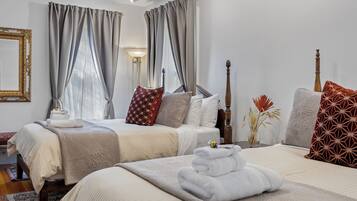 2 dormitorios, tabla de planchar con plancha, wifi gratis y ropa de cama