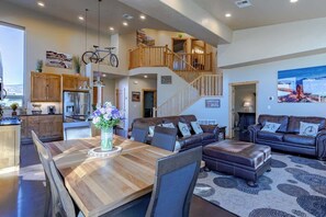 Televisión, videojuegos, reproductor de DVD y libros 