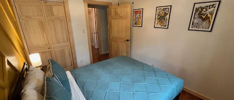 3 chambres, fer et planche Ă repasser, Wi-Fi gratuit, draps fournis