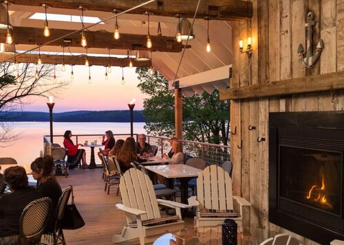 Wally`s Cabin|New|Hot Tub|Kayaks|Firepit|Fireplace