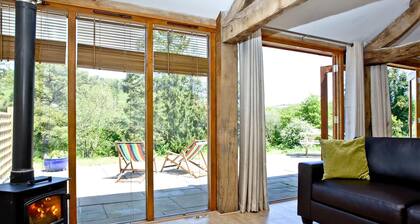 2 bedroom accommodation in Umberleigh
