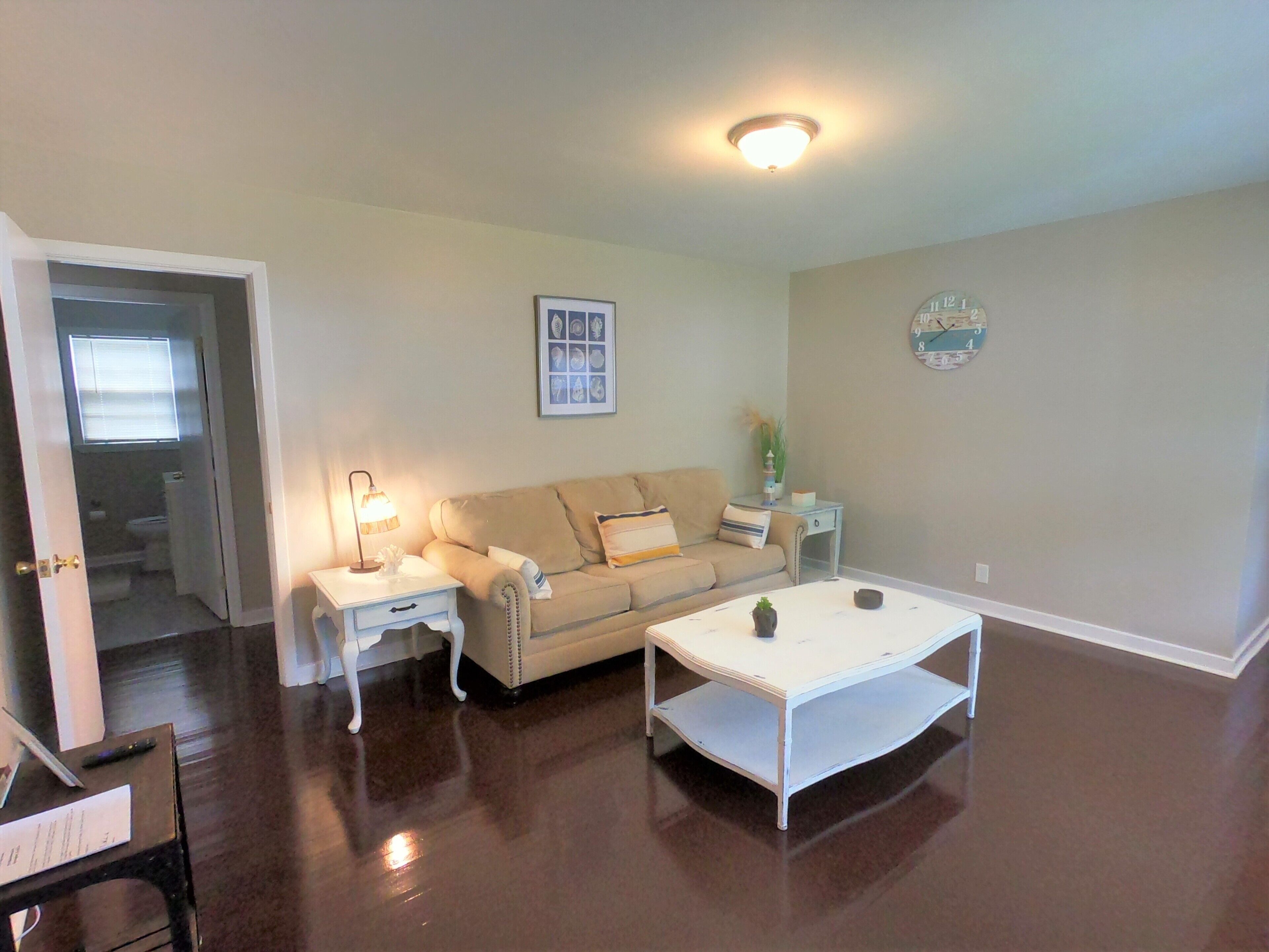 Stay at the Meadows - Remodeled 12 Min to DT