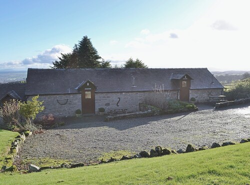 2 bedroom accommodation in Oswestry