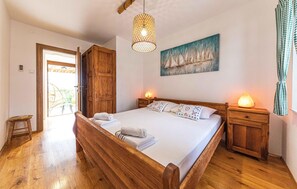 2 Schlafzimmer, Reisekinderbett, kostenloses WLAN, Bettwäsche
