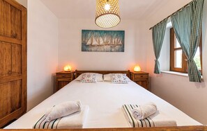 2 chambres, lit parapluie, Wi-Fi gratuit, draps fournis