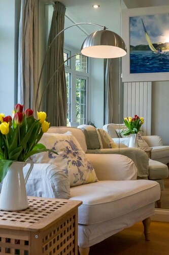 Homely, Elegant 3 bed property in the seaside village of Bembridge