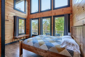 6 bedrooms, free WiFi, bed sheets - Gray Ridge - 6BR/4BA Modern Style Log Cabin - Walk to Old Man's Cave! (Logan)