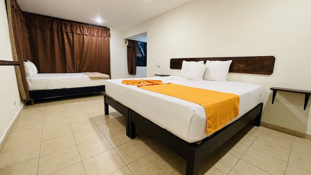 5th Avenue Hotel by null