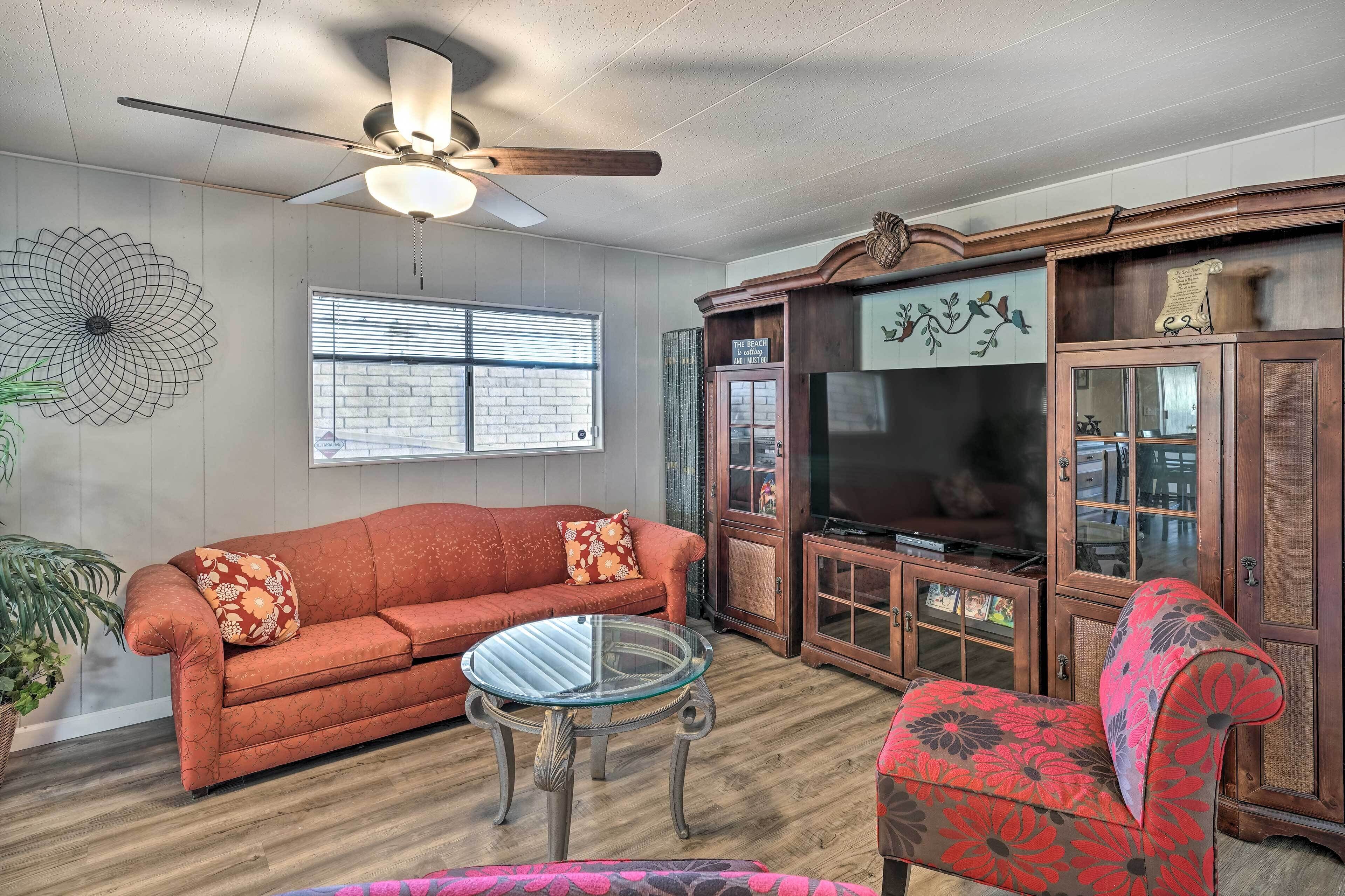 Televisión, libros y estéreo 