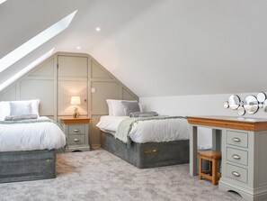 3 chambres, Wi-Fi gratuit, draps fournis