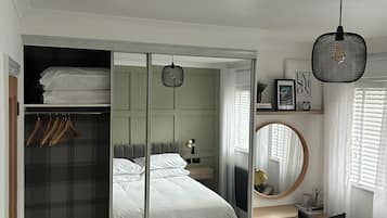 2 quartos, escrivaninha, Wi-Fi de cortesia