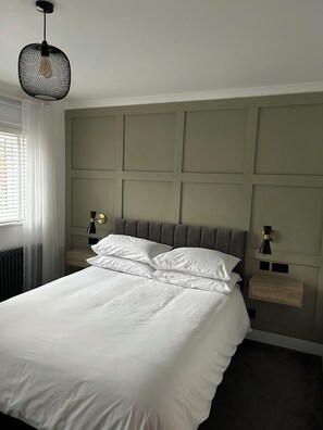 2 bedrooms, desk, free WiFi
