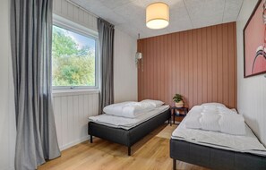 3 Schlafzimmer, Reisekinderbett, kostenloses WLAN