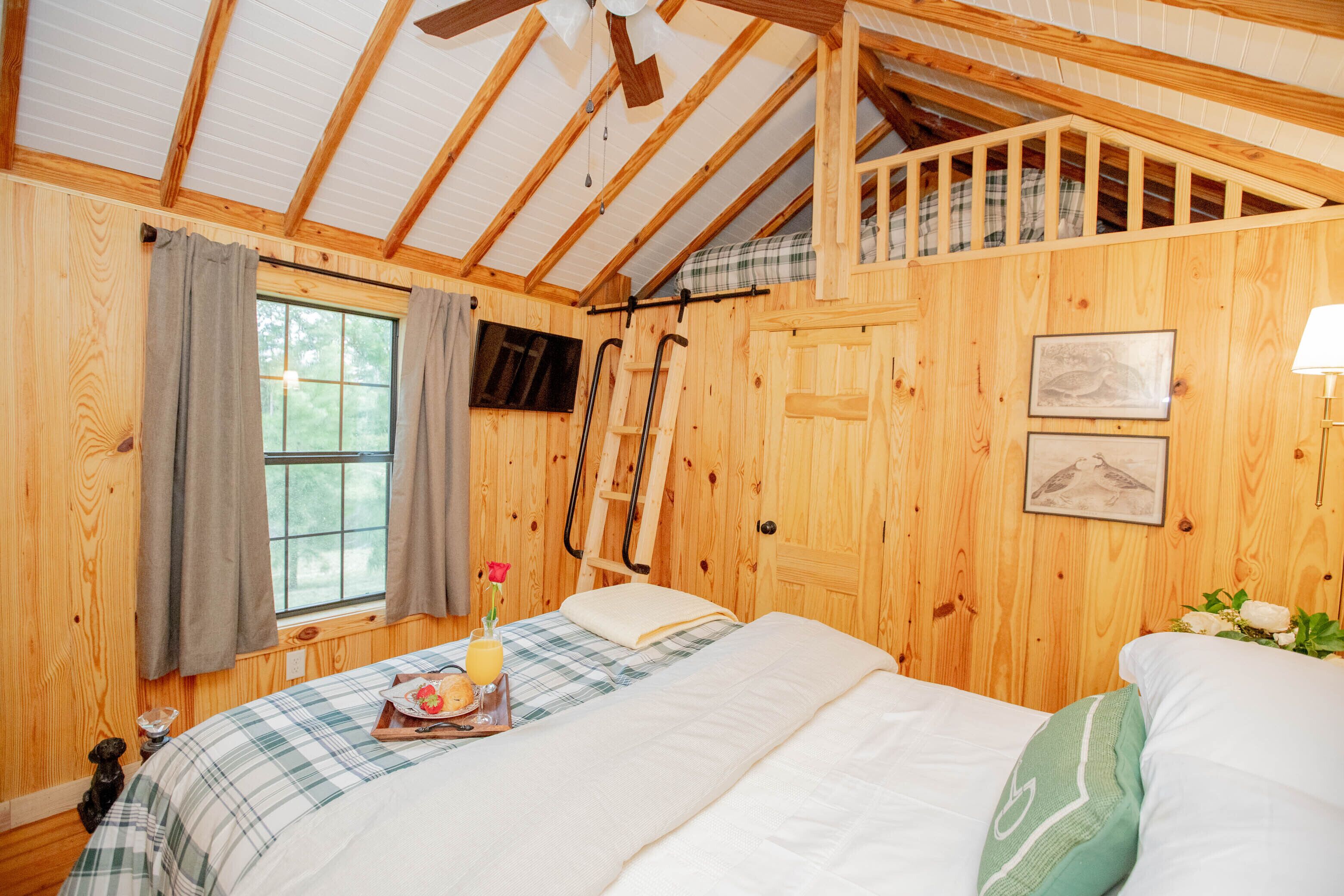 1 soverom, strykejern/-brett, wi-fi og sengetøy