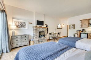 1 bedroom, desk, iron/ironing board, free WiFi