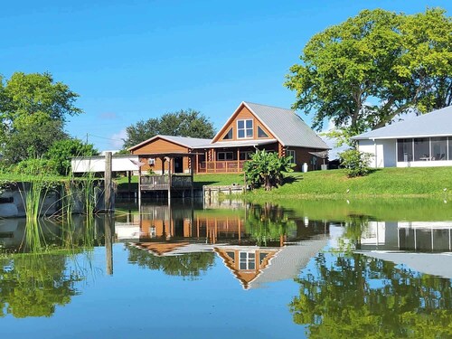 Cabin with Boat Dock