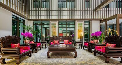 Grand Madison Hongjian Zhongchuan Airport