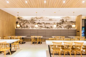 Tempat makan