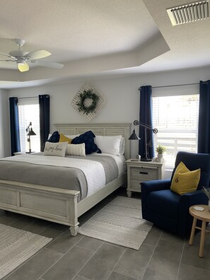 3 habitaciones, tabla de planchar con plancha, wifi y ropa de cama 