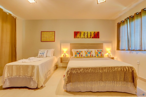 Comfort Triple Room | Minibar, laptop workspace, WiFi (free), individually decorated