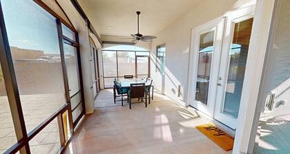 Quiet, Cozy Three Bedroom Two Bath Home, Great Location