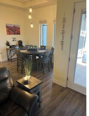 Dining - Quiet, Cozy Three Bedroom Two Bath Home, Great Location (Page)