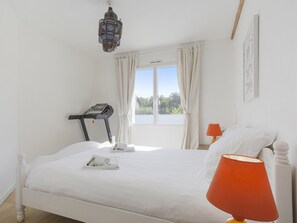 3 Schlafzimmer, Bügeleisen/Bügelbrett, WLAN, Bettwäsche
