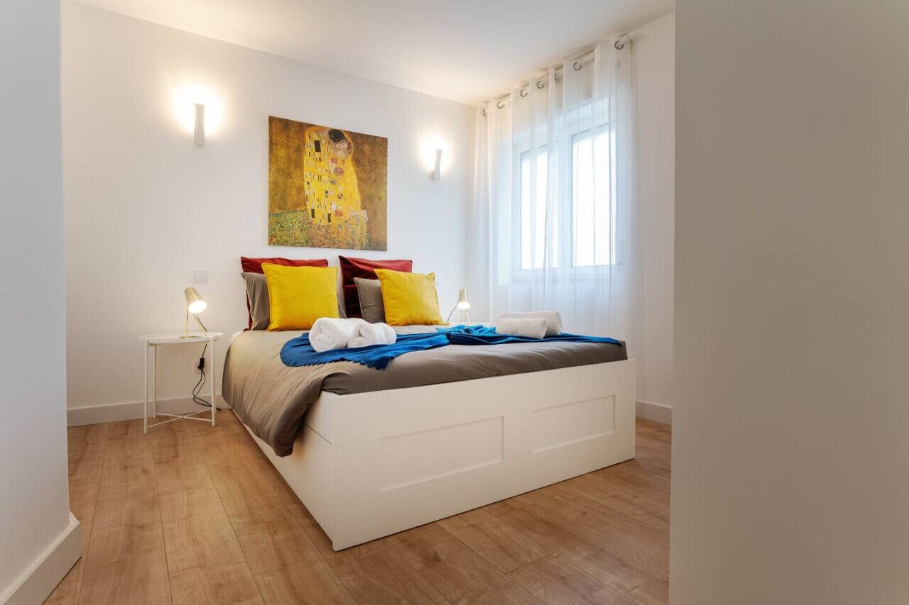 2 bedrooms, iron/ironing board, travel cot, free WiFi